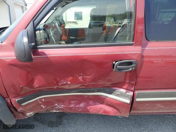 2006 Chevrolet Silverado 1500 LT2 with VIN 1GCEK19B16Z239586, listed as a Copart auction lot 54582435 with 214,211 mi miles and Clean Title. Bid and sale history available at carsss.com. Image 7.