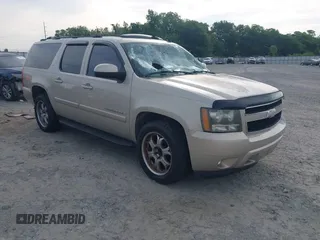 2007 Chevrolet Suburban LS with VIN 1GNFC16067J230068, listed as a IAAI auction lot 42366166 with 251,429 mi miles and . Bid and sale history available at DreamBid. Image 1.
