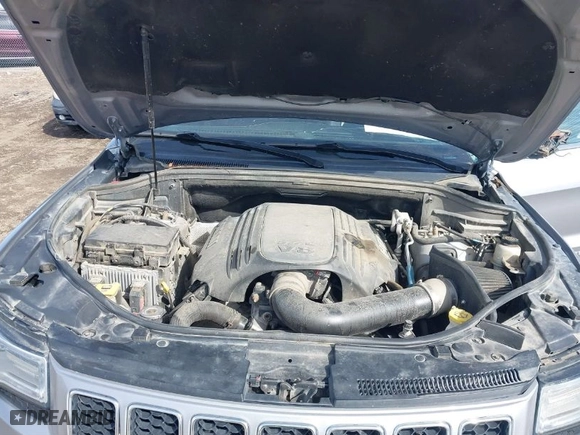 2014 Jeep Grand Cherokee Overland with VIN 1C4RJFCT8EC246264, listed as a IAAI auction lot 41692795 with 197,851 mi miles. Bid and sale history available at carsss.com. Image 10.