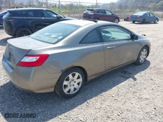2007 Honda Civic Cpe LX with VIN 2HGFG12647H522215, listed as a IAAI auction lot 42080642 with 225,269 mi miles. Bid and sale history available at carsss.com. Image 4.
