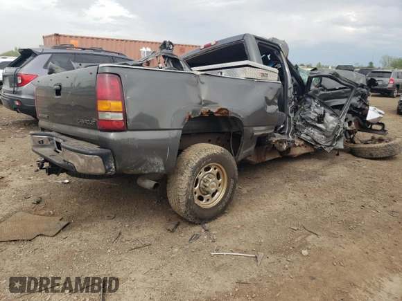 2002 Chevrolet Silverado 1500HD LS z VIN 1GCGC13U22F161668, wystawiony jako Copart lot #53289994 z przebiegiem Nie podano mil oraz Szkoda całkowita • Salvage title. Historia ofert i sprzedaży dostępna na DreamBid. Obrazek 3.