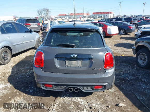 2015 MINI Hardtop 4 Door S with VIN WMWXU3C52F2B56517, listed as a IAAI auction lot 41437491 with 111,916 mi miles and . Bid and sale history available at DreamBid. Image 16.
