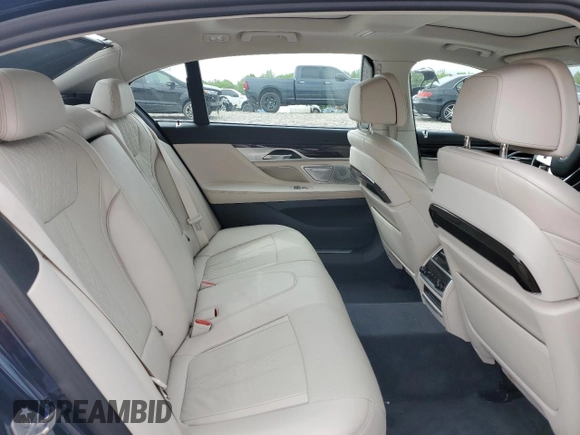 2020 BMW 7 Series 750i xDrive with VIN WBA7U2C03LCD17090, listed as a Copart auction lot 54480795 with 48,260 mi miles and Salvage title. Bid and sale history available at DreamBid. Image 10.