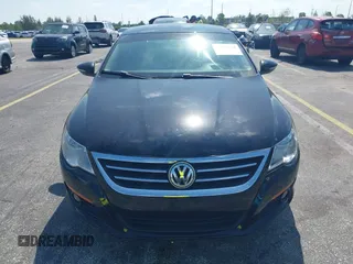 2010 Volkswagen CC Sport with VIN WVWMN7AN8AE531621, listed as a IAAI auction lot 42095130 with 111,923 mi miles and . Bid and sale history available at DreamBid. Image 6.