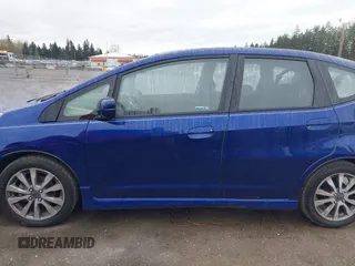 2013 Honda Fit Sport с VIN JHMGE8H61DC055020, выставлен на аукционе IAAI как лот 41939656 с пробегом 35 392 миль миль и . История ставок и продаж доступна на DreamBid. Изображение 14.