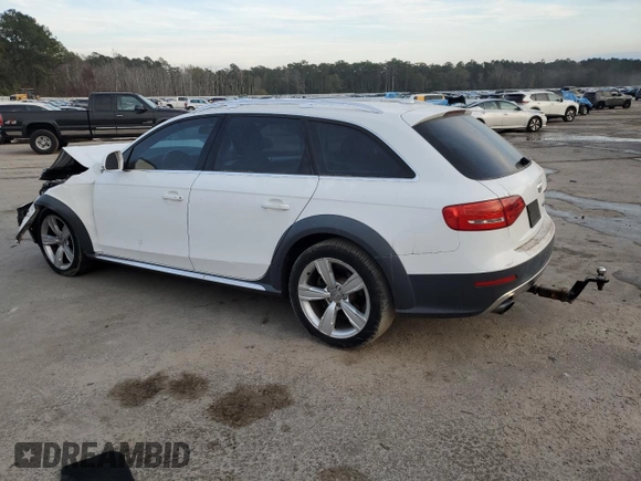 2013 Audi allroad A4 Premium with VIN WA19FAFLXDA197508, listed as a Copart auction lot 82213554 with 82,060 mi miles and Salvage Title. Bid and sale history available at DreamBid. Image 2.