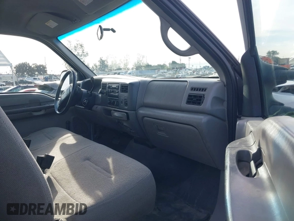 2001 Ford F-350 with VIN 1FDSF34S31EC24884, listed as a IAAI auction lot 41803795 with 254,862 mi miles and . Bid and sale history available at DreamBid. Image 5.