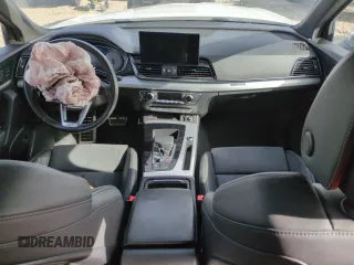 2021 Audi SQ5 Sportback Premium with VIN WA114AFY7M2081188, listed as a Copart auction lot 45051835 with 26,879 mi miles and Salvage Title. Bid and sale history available at DreamBid. Image 8.
