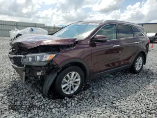 2018 Kia Sorento LX z VIN 5XYPG4A32JG405704, wystawiony jako Copart lot #54574835 z przebiegiem 74 440 mil mil oraz Szkoda całkowita • Salvage title. Historia ofert i sprzedaży dostępna na DreamBid. Obrazek 1.