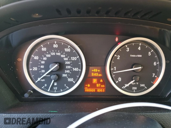 2013 BMW X6 xDrive35i z VIN 5UXFG2C5XDL786031, wystawiony jako Copart lot #42719395 z przebiegiem 95 920 mil mil oraz Szkoda całkowita • Salvage title. Historia ofert i sprzedaży dostępna na DreamBid. Obrazek 9.