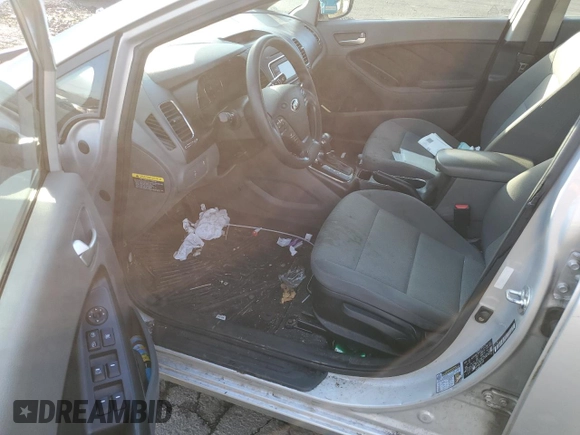 2018 Kia Forte LX with VIN 3KPFK4A7XJE281126, listed as a Copart auction lot 84199854 with 98,902 mi miles and Salvage Title. Bid and sale history available at carsss.com. Image 8.