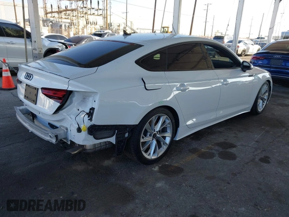 2023 Audi A5 Sportback Premium z VIN WAUABCF5XPA056452, wystawiony jako IAAI lot #41644537 z przebiegiem 14 918 mil mil oraz . Historia ofert i sprzedaży dostępna na DreamBid. Obrazek 4.