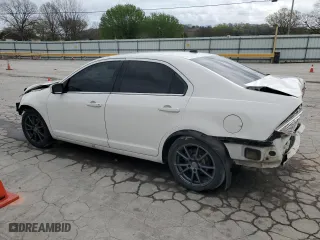 2010 Ford Fusion SE with VIN 3FAHP0HA1AR131540, listed as a Copart auction lot 51660315 with 263,501 mi miles and Salvage Title. Bid and sale history available at carsss.com. Image 2.