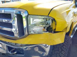 2005 Ford Super Duty F-250 XL with VIN 1FTSW21P65EA43184, listed as a IAAI auction lot 41643722 with 196,112 mi miles. Bid and sale history available at carsss.com. Image 6.