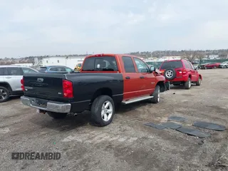 2008 Dodge 1500 SLT z VIN 1D7HU18N68S506676, wystawiony jako IAAI lot #41839733 z przebiegiem 107 235 mil mil oraz . Historia ofert i sprzedaży dostępna na DreamBid. Obrazek 4.