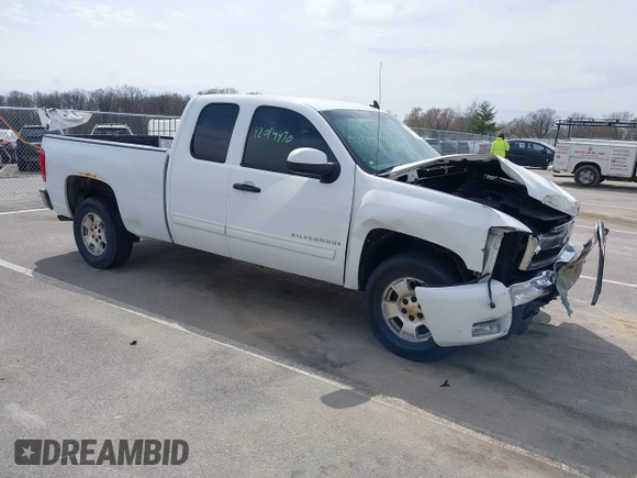 2011 Chevrolet Silverado 1500 LT with VIN 1GCRCSE01BZ461967, listed as a IAAI auction lot 42014470 with 122,903 mi miles and . Bid and sale history available at DreamBid. Image 1.