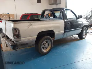 2001 Dodge 1500 with VIN 1B7HC16Y31S210305, listed as a IAAI auction lot 42423982 with Not provided miles and . Bid and sale history available at DreamBid. Image 4.