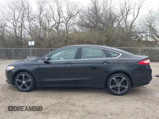 2014 Ford Fusion SE with VIN 3FA6P0H97ER282627, listed as a IAAI auction lot 41931789 with 133,815 mi miles and . Bid and sale history available at carsss.com. Image 15.