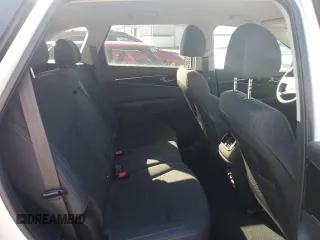 2020 Kia Sorento LX with VIN 5XYPGDA35LG690661, listed as a Copart auction lot 48362075 with 30,237 mi miles and Salvage Title. Bid and sale history available at DreamBid. Image 11.