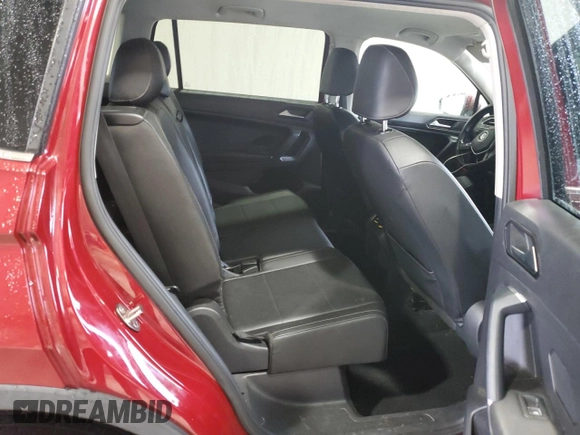 2018 Volkswagen Tiguan SEL with VIN 3VV3B7AX0JM124135, listed as a Copart auction lot 60721155 with 98,247 mi miles and Salvage title. Bid and sale history available at DreamBid. Image 11.