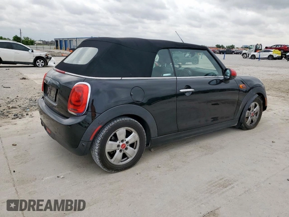 2019 MINI Convertible Cooper с VIN WMWWG5C5XK3E22725, выставлен на аукционе Copart как лот 54779825 с пробегом 43 586 миль миль и Списание • Salvage title. История ставок и продаж доступна на DreamBid. Изображение 3.