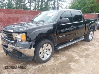 2008 GMC Sierra 1500 SLE1 z VIN 2GTEC13J981336446, wystawiony jako IAAI lot #42260022 z przebiegiem 179 852 mil mil oraz . Historia ofert i sprzedaży dostępna na DreamBid. Obrazek 17.