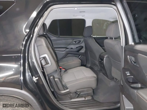 2019 Chevrolet Traverse LT Cloth with VIN 1GNERGKW7KJ255903, listed as a IAAI auction lot 41531037 with 79,768 mi miles. Bid and sale history available at carsss.com. Image 8.