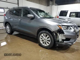 2020 Nissan Rogue SV z VIN JN8AT2MT0LW009007, wystawiony jako Copart lot #60568345 z przebiegiem 88 330 mil mil oraz Czysty tytuł • Clean title. Historia ofert i sprzedaży dostępna na DreamBid. Obrazek 4.