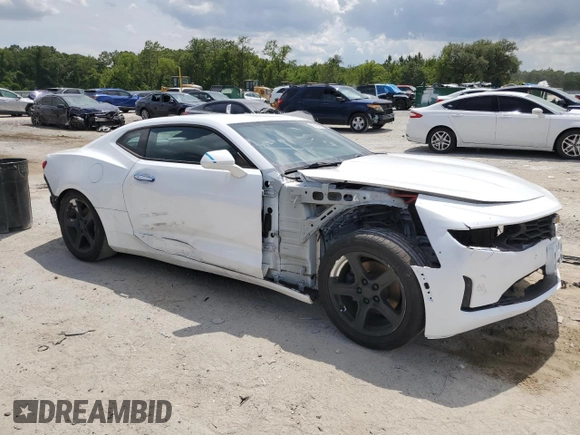 2020 Chevrolet Camaro 1LT z VIN 1G1FB1RSXL0103745, wystawiony jako Copart lot #60452065 z przebiegiem Nie podano mil oraz Czysty tytuł • Clean title. Historia ofert i sprzedaży dostępna na DreamBid. Obrazek 4.