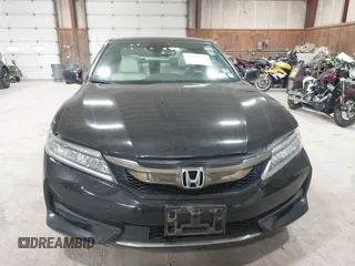 2016 Honda Accord Touring with VIN 1HGCT2B05GA002832, listed as a IAAI auction lot 42221520 with 217,435 mi miles and . Bid and sale history available at DreamBid. Image 12.