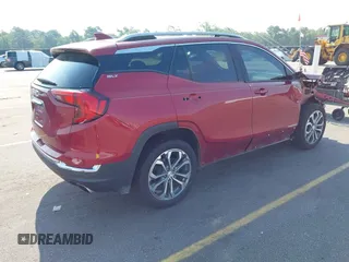 2020 GMC Terrain SLT z VIN 3GKALPEX1LL119567, wystawiony jako IAAI lot #42573634 z przebiegiem 82 361 mil mil oraz . Historia ofert i sprzedaży dostępna na DreamBid. Obrazek 4.