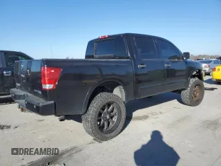 2012 Nissan Titan SV with VIN 1N6BA0EJ1CN301758, listed as a Copart auction lot 83424324 with 263,870 mi miles and Salvage Title. Bid and sale history available at carsss.com. Image 3.