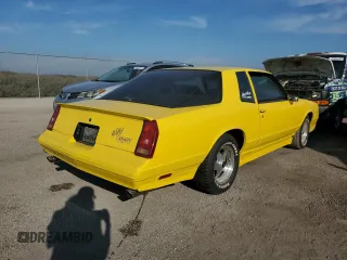1987 Chevrolet Monte Carlo z VIN 1G1GZ11G1HP127793, wystawiony jako Copart lot #75700654 z przebiegiem 99 478 mil mil oraz Szkody całkowita. Historia ofert i sprzedaży dostępna na DreamBid. Obrazek 3.