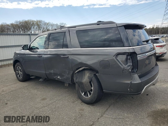 2018 Ford Expedition Max XLT with VIN 1FMJK1JT4JEA48274, listed as a Copart auction lot 53175005 with 132,477 mi miles and Salvage Title. Bid and sale history available at DreamBid. Image 2.