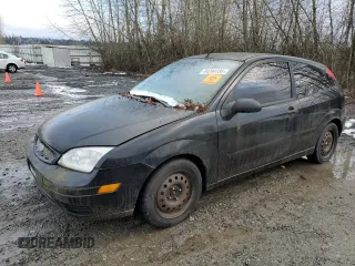 2007 Ford Focus S with VIN 1FAFP31N87W345162, listed as a Copart auction lot 44244185 with 136,207 mi miles and Clean Title. Bid and sale history available at carsss.com. Image 1.