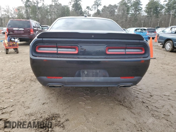 2020 Dodge Challenger SXT with VIN 2C3CDZAG3LH110451, listed as a Copart auction lot 43348335 with 111,317 mi miles and Salvage Title. Bid and sale history available at DreamBid. Image 6.
