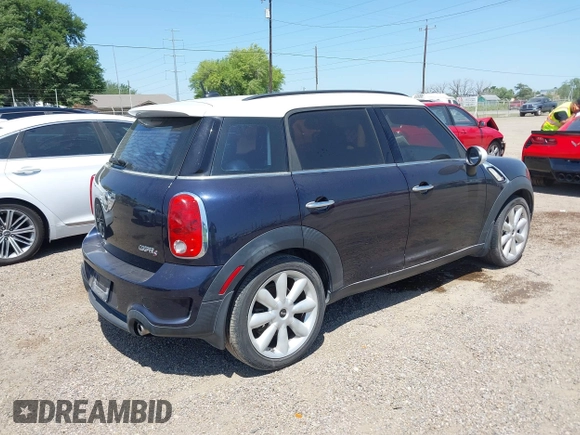 2012 MINI Countryman S with VIN WMWZC3C55CWL82709, listed as a IAAI auction lot 42002966 with 120,611 mi miles and . Bid and sale history available at DreamBid. Image 4.