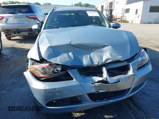 2007 BMW 3 Series 328i z VIN WBAVS135X7FX16115, wystawiony jako IAAI lot #41996754 z przebiegiem 113 749 mil mil oraz . Historia ofert i sprzedaży dostępna na DreamBid. Obrazek 6.