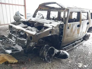 2003 Hummer H2 with VIN 5GRGN23U43H144553, listed as a IAAI auction lot 41608750 with Not Provided miles. Bid and sale history available at carsss.com. Image 2.