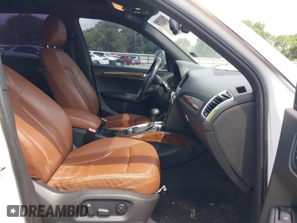 2010 Audi Q5 Premium Plus z VIN WA1LKAFPXAA030615, wystawiony jako IAAI lot #42508367 z przebiegiem 174 767 mil mil oraz . Historia ofert i sprzedaży dostępna na DreamBid. Obrazek 5.