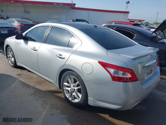 2009 Nissan Maxima 3.5 SV w/Sport Pkg with VIN 1N4AA51E49C803825, listed as a IAAI auction lot 42023733 with 291,039 mi miles. Bid and sale history available at carsss.com. Image 3.