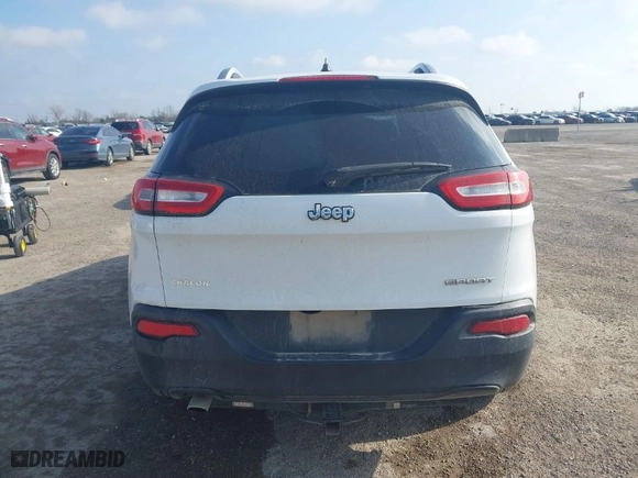 2015 Jeep Cherokee Sport with VIN 1C4PJLAB1FW628314, listed as a IAAI auction lot 41502070 with 182,605 mi miles. Bid and sale history available at carsss.com. Image 17.