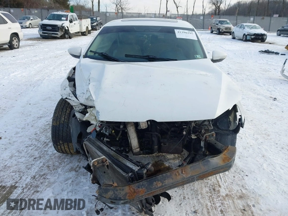 2012 Volkswagen Passat SE z VIN 1VWBN7A31CC044441, wystawiony jako IAAI lot #41390295 z przebiegiem 227 097 mil mil oraz . Historia ofert i sprzedaży dostępna na DreamBid. Obrazek 11.