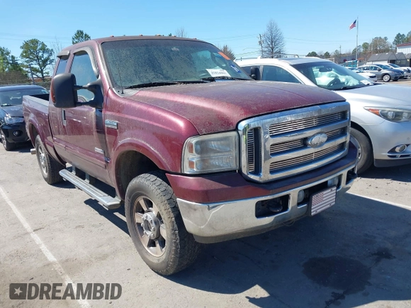 2006 Ford F-250 XL z VIN 1FTSX21P06ED33807, wystawiony jako IAAI lot #41824991 z przebiegiem 179 423 mil mil oraz . Historia ofert i sprzedaży dostępna na DreamBid. Obrazek 1.
