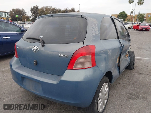2008 Toyota Yaris with VIN JTDJT923585174474, listed as a IAAI auction lot 42025174 with 126,500 mi miles. Bid and sale history available at carsss.com. Image 4.