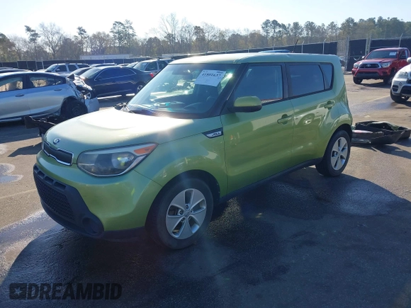 2015 Kia Soul with VIN KNDJN2A25F7807888, listed as a IAAI auction lot 41801637 with 211,511 mi miles. Bid and sale history available at carsss.com. Image 18.