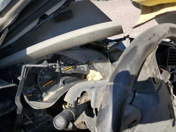 2004 Chevrolet Silverado 2500 Crew Cab LT with VIN 1GCGC23U44F240350, listed as a Copart auction lot 48078595 with 0 mi miles and Salvage Title. Bid and sale history available at carsss.com. Image 9.