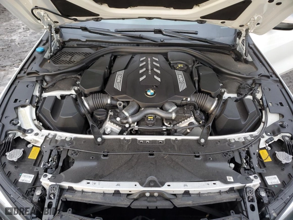 2019 BMW 8 Series M850i xDrive with VIN WBAFY4C54KBX39281, listed as a Copart auction lot 43638835 with 31,657 mi miles and Salvage Title. Bid and sale history available at carsss.com. Image 11.