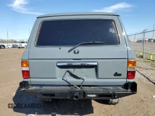 1987 Toyota Land Cruiser z VIN JT3FJ60G4H1135841, wystawiony jako Copart lot #88982685 z przebiegiem Nie podano mil oraz Nie do naprawy • Non repairable. Historia ofert i sprzedaży dostępna na DreamBid. Obrazek 6.