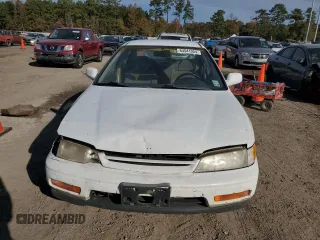 1994 Honda Accord LX with VIN 1HGCD5639RA083324, listed as a Copart auction lot 84541054 with 175,409 mi miles and Salvage Title. Bid and sale history available at carsss.com. Image 5.